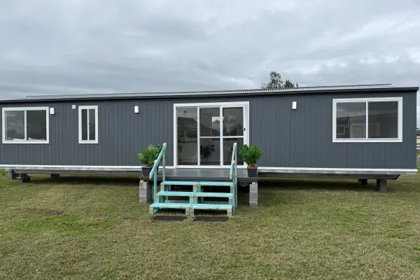 14.5m x 3.5m 2 bedroom 2 bathroom
